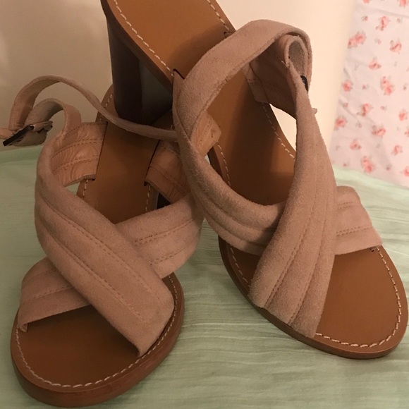 Leather heels 💕 - Picture 12 of 12